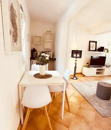 Kuenstler Am Weilburger Schloss, Marktplatz 9 Appartamento